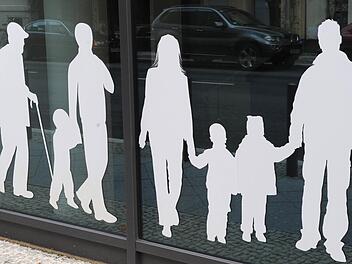 Junge Familien suchen häufig größere Wohnungen, manche ältere wünschen sich eine kleinere. Die GAL-Stadtratsfraktion regt daher für Bamberg eine "Wohnungstauschbörse" an. Foto: Jens Kalaene, dpa
