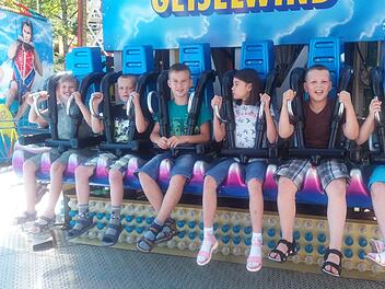 Der Besuch des Freizeitparks in Geiselwind gehört zu den Höhepunkten des Aufenthaltes der Kinder aus der Ukraine. Foto: Tschernobyl Kinderhilfe