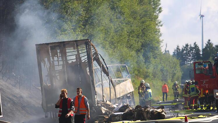 Jahrestag des schweren Bus-Ungl&uuml;cks auf der A9 bei M&uuml;nchberg