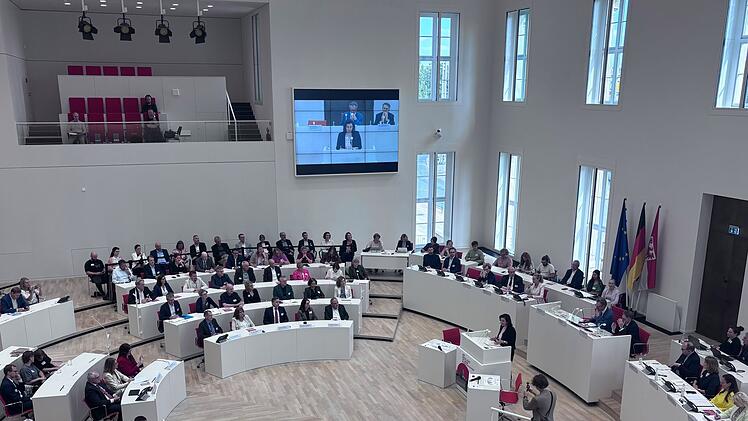 Forschungsministerin B&auml;r spricht zu Resilienz in Potsdam