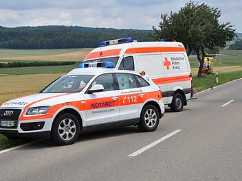 Klosterlangheim: In Gegenverkehr geraten - Drei beteiligte Autos und mehrere Verletzte bei Lichtenfels