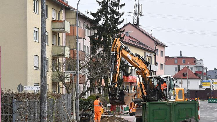 Die Arbeiten dauern bis Ende Oktober. Foto: Ronald Rinklef