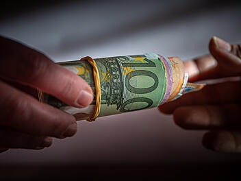 Geldschein, Geldrolle, Geld, Euro, Rente, Ruhestand, Altersvorsorge