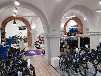 Das neue und moderne E-Bike-Center vom Radsport Haus ist der Anlaufpunkt für elektrische Fahrräder. Gerd Steiner