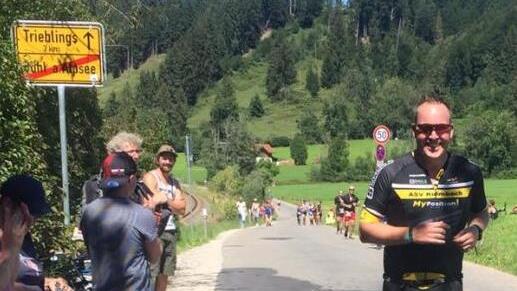 Trotz Disqualifikation l&auml;uft van Tongeren noch den Halbmarathon bei 30 Grad Celsius. Foto: privat