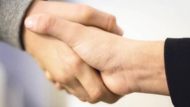 Der Spendenverein der Mediengruppe Oberfranken hat sich zum Ziel gesetzt, aktiv regionale Projekte und engagierte Mitbürgerinnen und Mitbürger zu unterstützen, die sich für unser Gemeinwohl einsetzen: obmit Spenden für geplante Aktivitäten oder mit Zuwendungen für kleinere Organisationen und Vereine. Foto: ArchivHelfen Sie uns helfen: