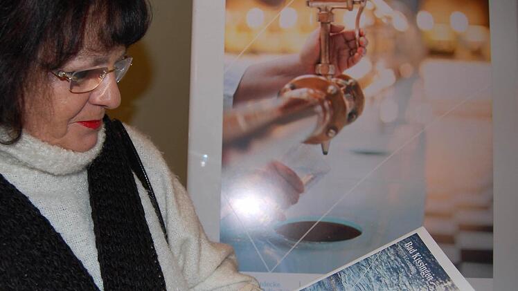 Stadträtin Hildegard Alefeld (SPD): "Wasser und Architektur kommen im neuen Logo gut zum Ausdruck." Foto: Sigismund von Dobschütz