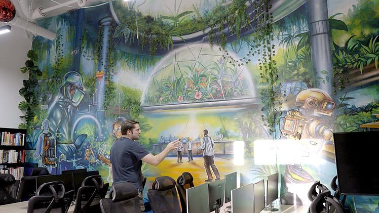 Hier sollen neue und gewagte Innovationen entstehen. HR-Reporter Lukas Wiehler sieht davon bei seinem Besuch nicht viel.