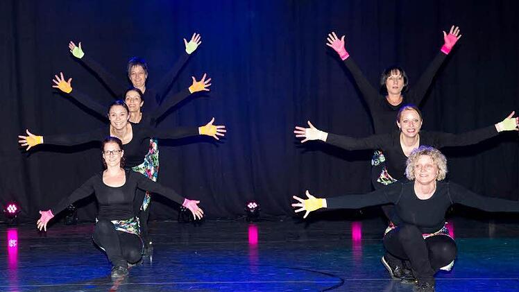 "Dance For Fun" vom TV Weidhausen  Foto: Klaus Gagel