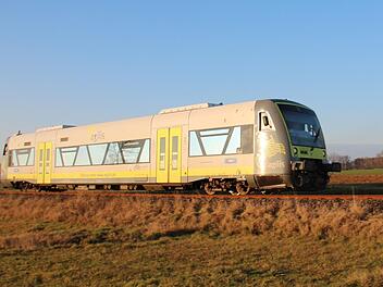Unterwegs auf der Bahnstrecke zwischen Coburg und Bad RodachFoto: Oliver Schmidt
