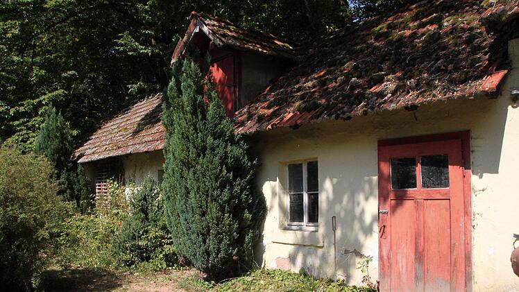 Manches auf dem Gelände ist noch in recht baufälligem Zustand. Foto: Ulrike Müller