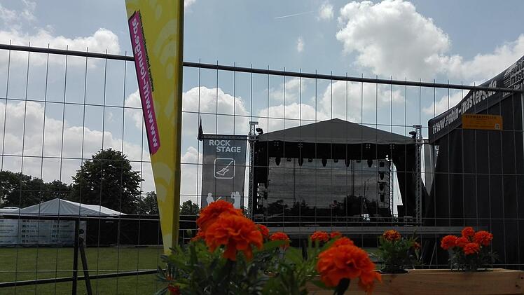 Lutzi Aufbau Foto: Klaus Schmitt