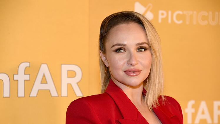 Hayden Panettiere hat sich als bisexuell geoutet.
