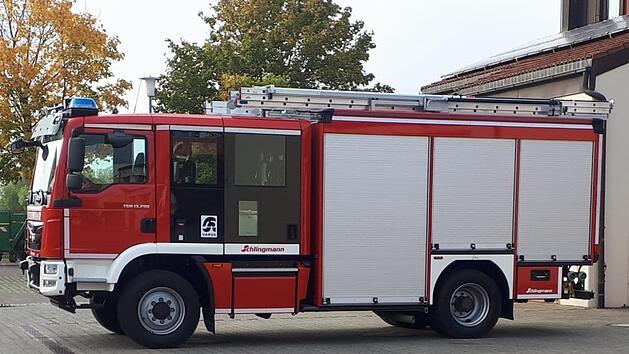 Die Anschaffung eines neuen HLF 20 f&uuml;r die Feuerwehr Sand wurde vom Gemeinderat beschlossen. Das Foto entstand k&uuml;rzlich, als ein Vorf&uuml;hrfahrzeug eines Herstellers in Sand vor Ort war. Christian Licha
