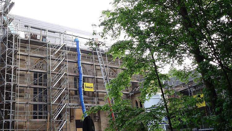 Eingerüstet: Pfarrkirche St. AugustinFoto: Jochen Berger