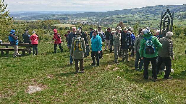Der Rh&ouml;nklub-Zweigverein Hammelburg hat im vergangenen Jahr viele Wanderkilometer zur&uuml;ckgelegt, unter anderem zum Himmeldunkberg. Das wurde bei der Jahreshauptversammlung  deutlich. Foto: Franz Herrler