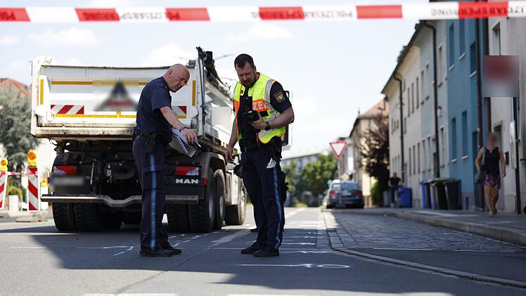 T&ouml;dlicher Unfall in N&uuml;rnberg - Verkehrschaos auf Nordring