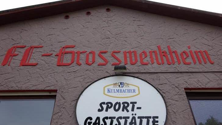 Das Sportheim des FC 46 Großwenkheim besteht seit 50 Jahren. Am 7. Februar 1966 erfolgte der erste Spatenstich.  Foto: Anton Then