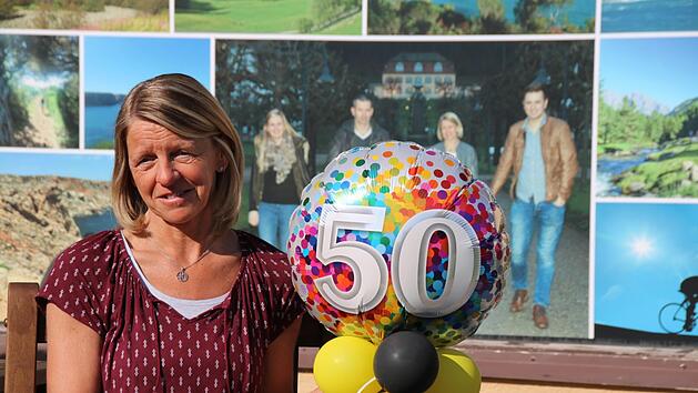 Birgitt Klaus spielt mit 50 immer noch leidenschaftlich Fu&szlig;ball. Und sie will weitermachen. Foto: Steffen Standke