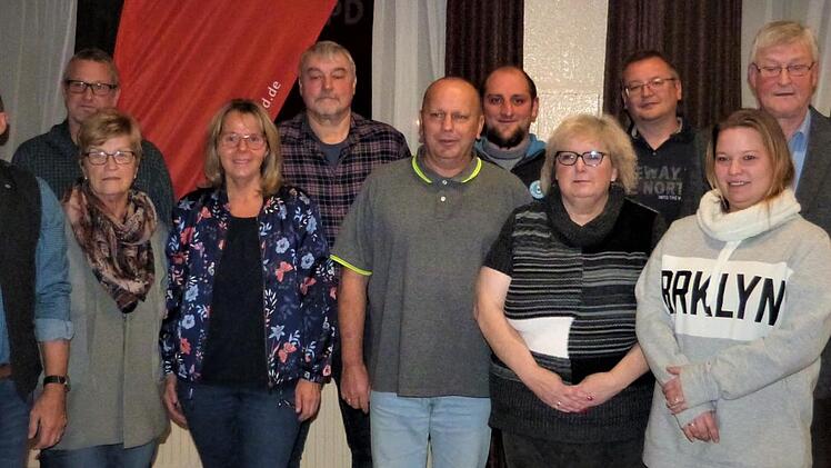 Die Kandidatinnen und Kandidaten der SPD Himmelkron-Gössenreuth für die Gemeinderatswahlen am 15. März 2020 Foto: Werner Reißaus