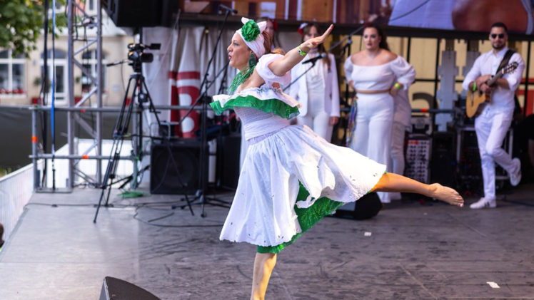 Coburger Samba-Festival 2022 in Bildern: so bunt und energiegeladen wurde gefeiert