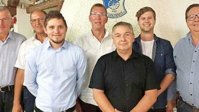 Das neue Vorstandsteam der Concordia Strullendorf von links: Horst Pretscher, Rudolf Auer, André Fischer, Thomas Fischer, Stephan Quast, Philipp Neubert und Wolfgang Bühner Foto: Andrea Spörlein