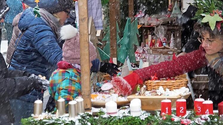 Im Vorjahr gab es keinen Adventsmarkt (das Archivbild stammt von 2017); heuer hingegen ist eine zweit&auml;gige Veranstaltung geplant.  Fotos: Mario Deller