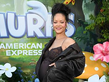 Die S&auml;ngerin Rihanna ist zum dritten Mal Mutter geworden.