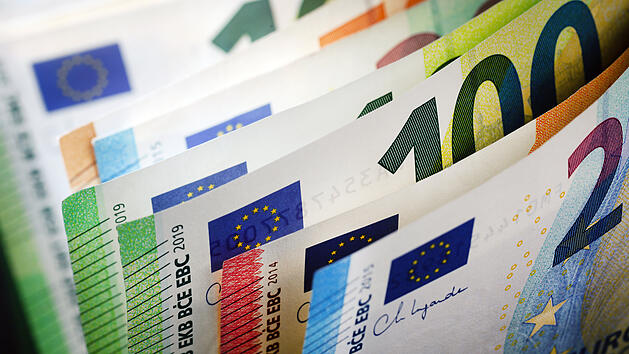 Euro, Geld, Rente, Betriebsrente
