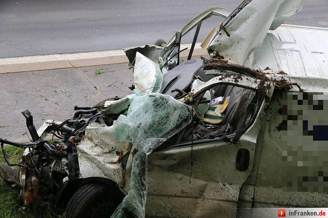 Schwerer Unfall auf A3 zwischen Geiselwind und Schlüsselfeld