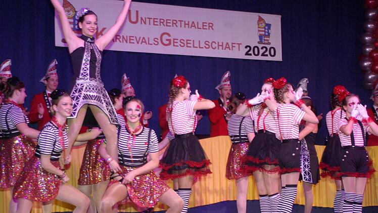 Auch die Gardistinnen aus dem UKG-Showtanzlager müssen heuer eine Zwangspause einlegen. Sie Freuen sich jetzt schon auf die Faschingssaison 21/22.