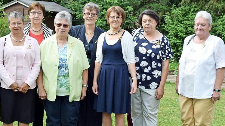 Die Goldenen Konfirmanden des Jahrgangs 1968. Fotos: Dieter Radziej