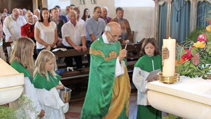 Die Traubensegnung (hier ein Bild von 2018) ist in Steinbach ein wichtiges Ereignis. Foto: Günther Geiling