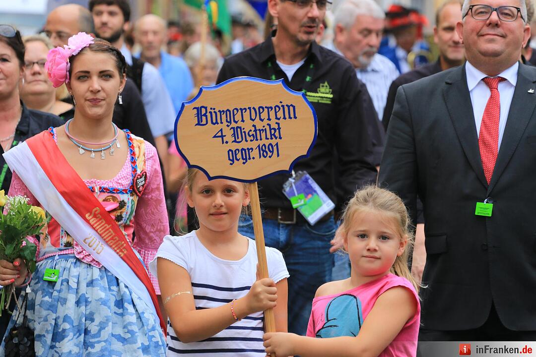 Sandkerwa 2015 - Kerwasbaum-Aufstellen