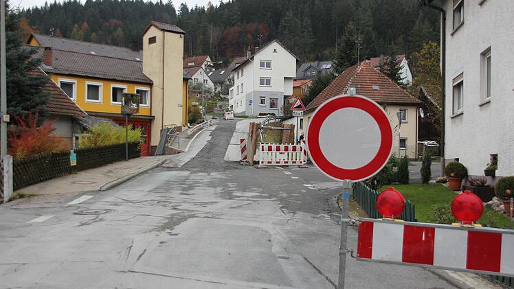 Die Kreisstraße in Steinberg war lange Zeit gesperrt. Foto: Friedwald Schedel