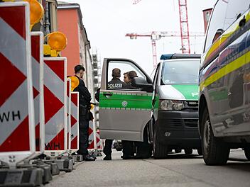 Gro&szlig;einsatz der Polizei und Zoll in M&uuml;nchen