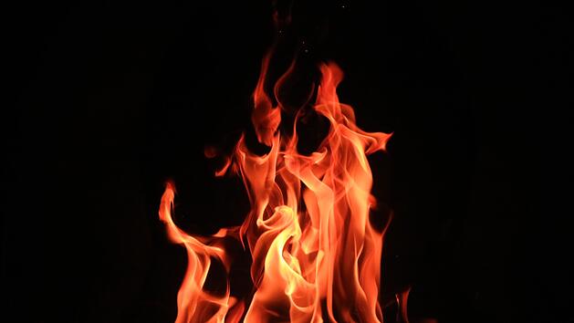 Anbau gerät in Brand