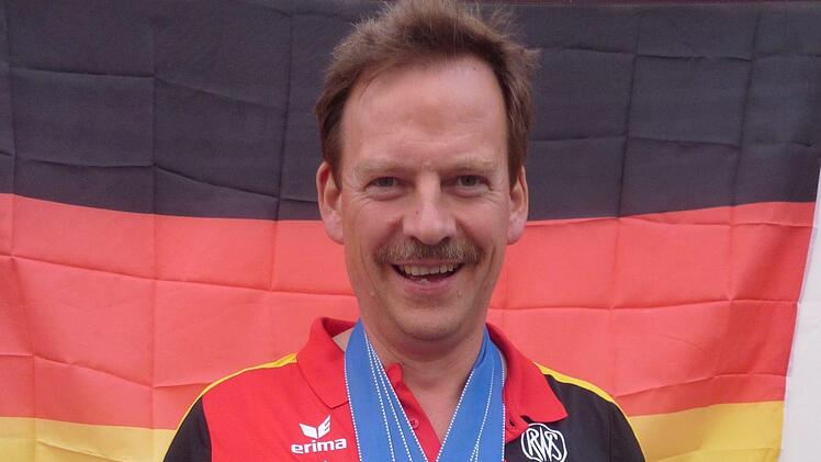 Helmut Stubenrauch darf sich über gleich zwei Weltmeistertitel freuen. Wolfgang Dietz