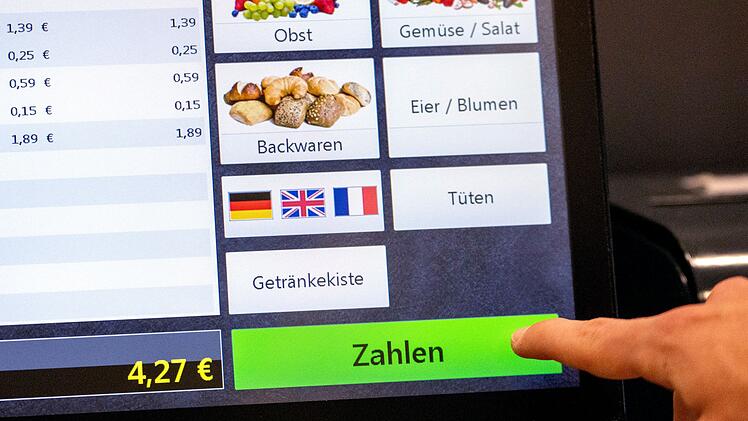 Bargeldloses Zahlen im Supermarkt