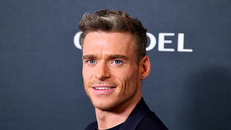 In "Citadel" spielt Richard Madden derzeit einen omnipotenten Super-Agenten.