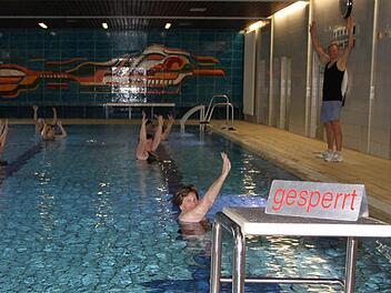 Die Stunden sind gezählt: Ende des Jahres schließt Bademeister Martin Voigt für immer die Türen des Hallenbades Wildflecken. Foto: Ulrike Müller