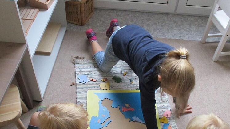Europa ist ein großes Puzzle - Geografie lernen schon die kleinen auf ganz einfache Art im Spiel.