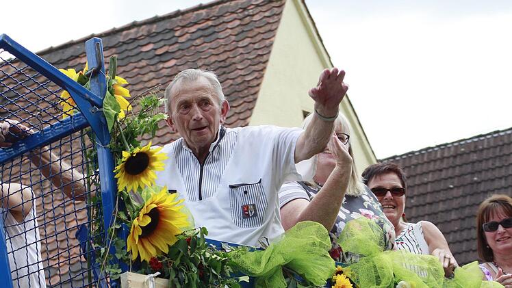 Der Festzug in Pretzfeld Foto: Andreas Hofbauer