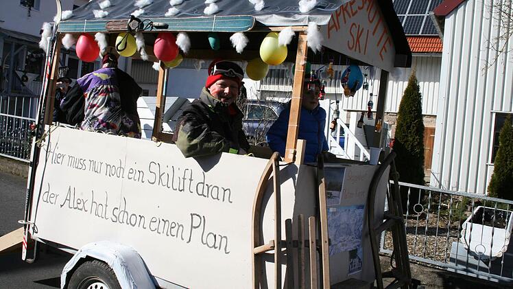 Faschingsumzug in Geroda  Foto: Gabriele Sell
