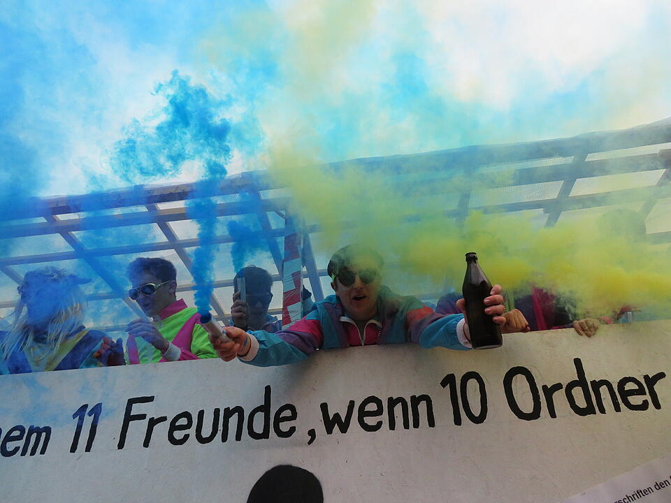 43 Gruppen beteiligten sich am Kleukheimer Faschingszug.