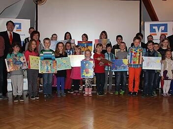 Alle Sieger mit den Vertretern der Jury und der Raiffeisen-VolksbankFotos: Ralf Kestel