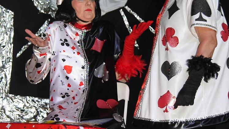 Das Weiberballett ist immer für eine Überraschung gut. Diesmal stellten die Weiber aus Stanich "Das große Spiel" dar - ein gelungener Tanz.