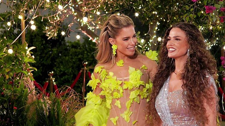 Sylvie Meis stellt den Islandern "die wundersch&ouml;ne Jeje" vor