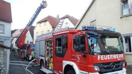 Schnelle und professionelle Hilfe will die Haßfurter Feuerwehr leisten - und das seit 150 Jahren (hier geschah das bei einem Wohnungsbrand vor einiger Zeit am Tränkberg in Haßfurt).  Ulrike Langer