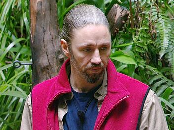 Gil Ofarim wird an Tag 13 des Dschungelcamps von Ariel konfrontiert.